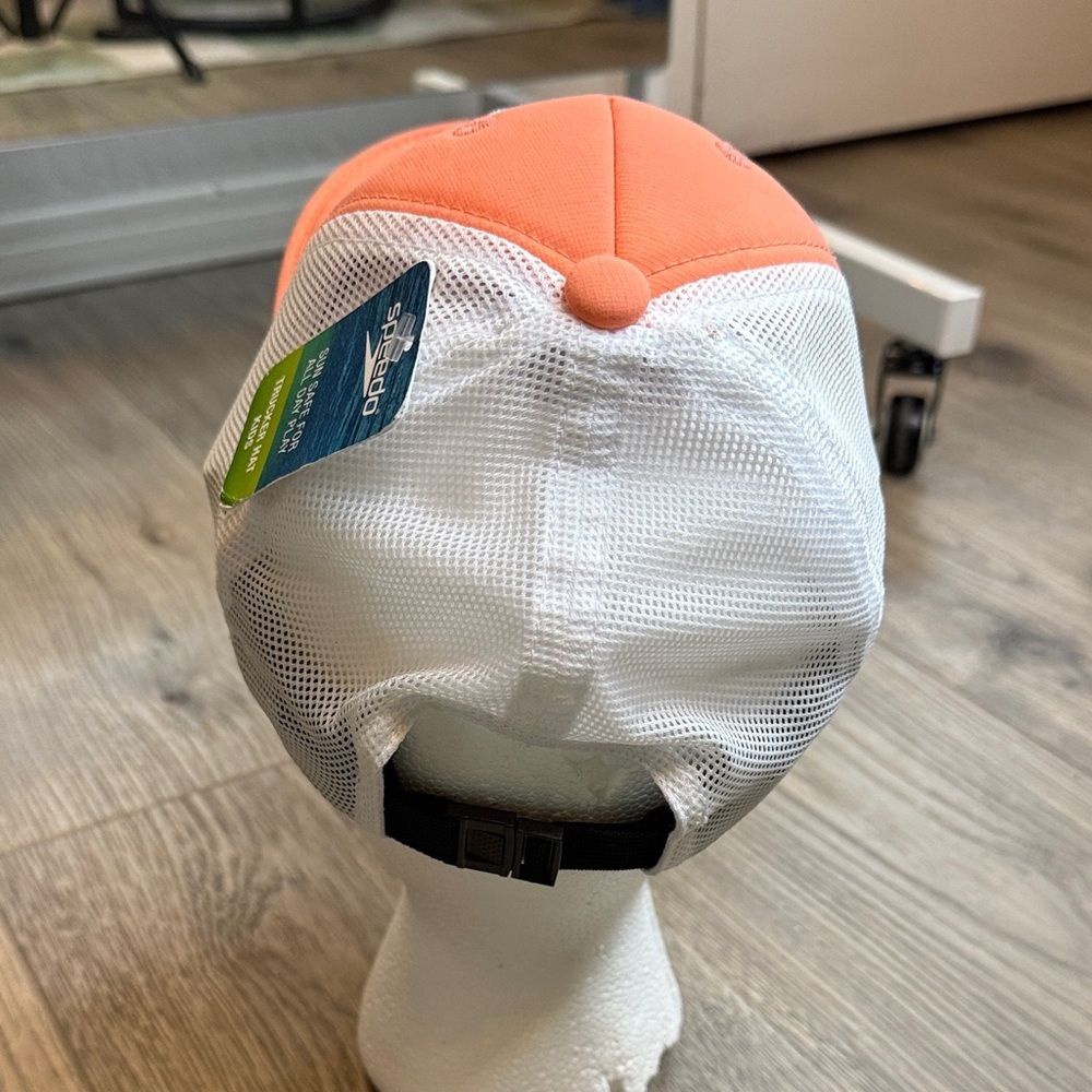 Speedo Kids Vibrant Orange and White Hat - Picture 6 of 8
